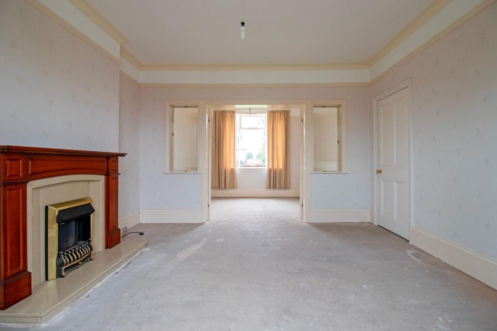 House in West Lindsey, Blyton - View 3