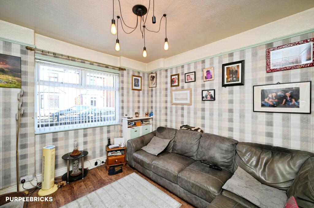 House in Ashfield, Sutton in Ashfield, Nottinghamshire - More