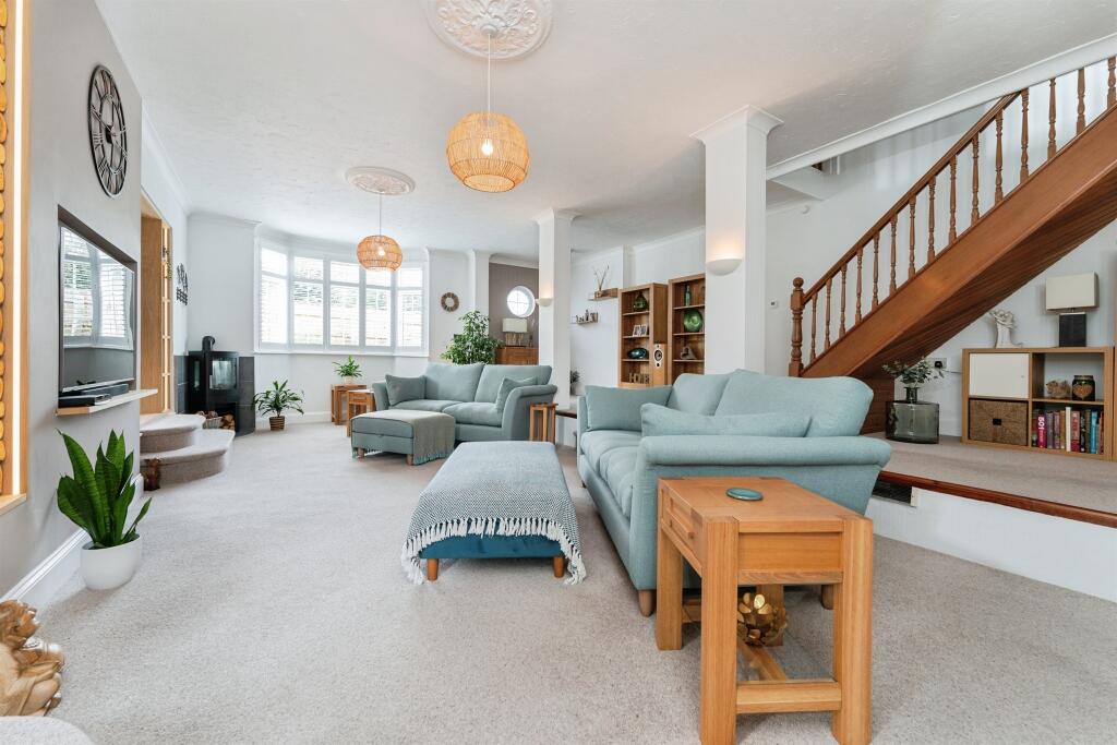 House in Peterborough - View 5
