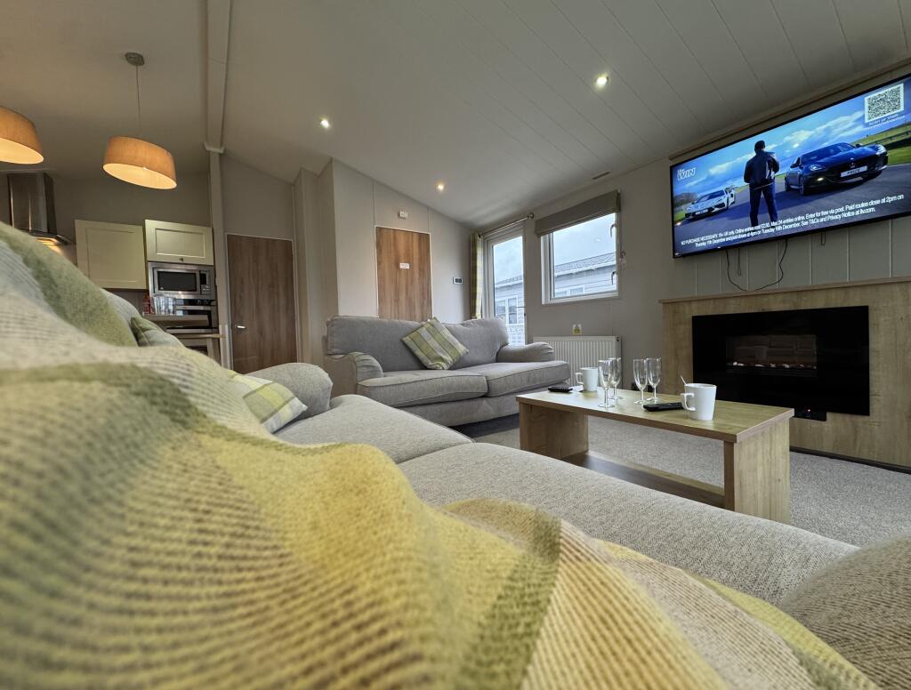 Main image of property: Two Bed Willerby Everleigh Lodge 2018, Pevensey Bay Holiday Park, Pevensey Bay, Eastbourne, East Sussex, BN24 6DH