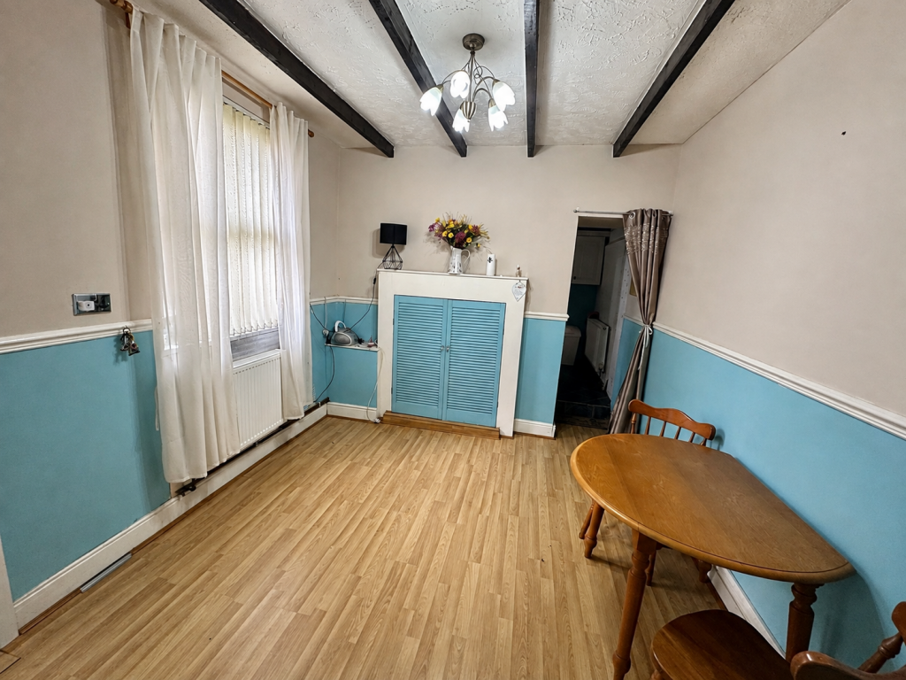 House in Ammanford - View 4