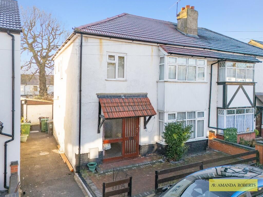 Main image of property: Pretoria Crescent, London, E4