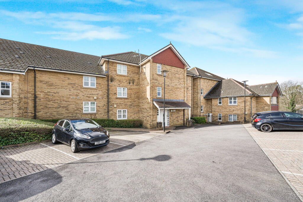 Main image of property: Park Street, Bridgend, CF31 4BB