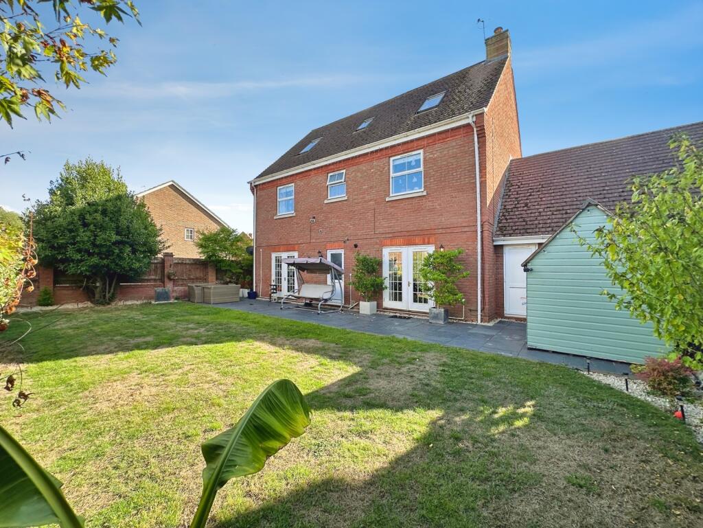 House in Hart, Elvetham Heath - View 5