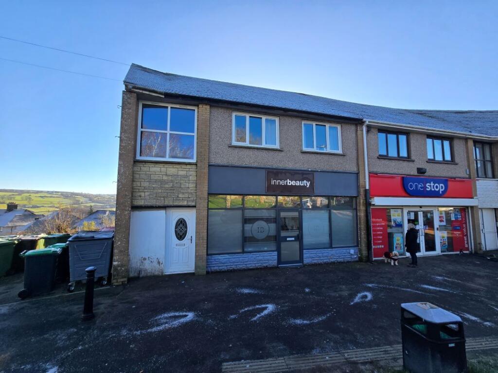 Main image of property: 2 The Circle, Manor Road, Pontllanfraith, Blackwood, Gwent, NP12 2NP