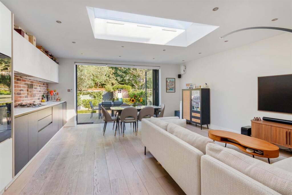 Main image of property: Firstway, Raynes Park