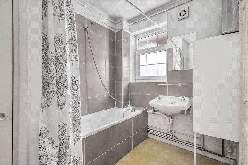 1 bedroom maisonette for rent