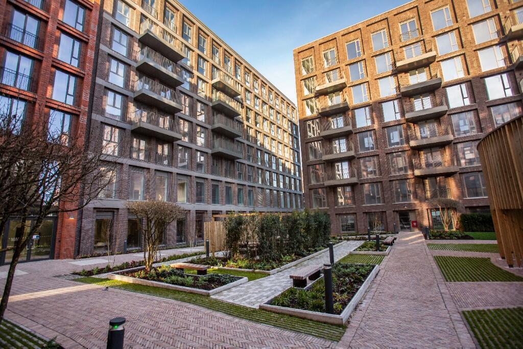 Main image of property: Bromsgrove Street, Birmingham, B5