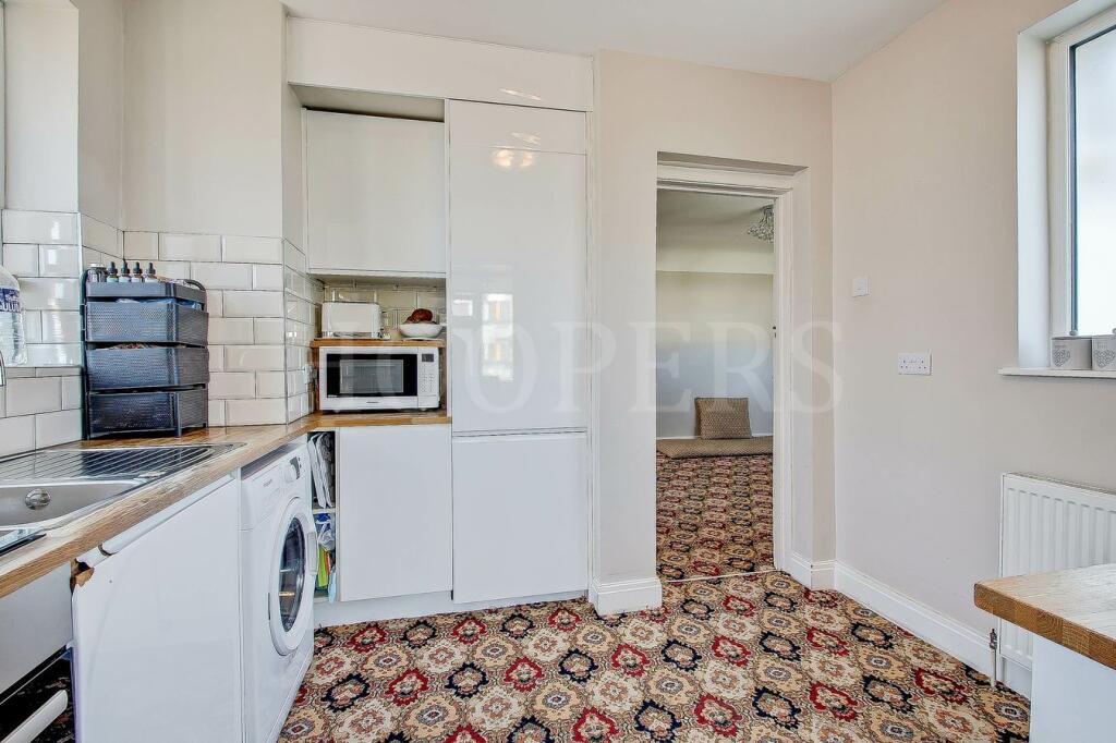 Apartment in London - View 5