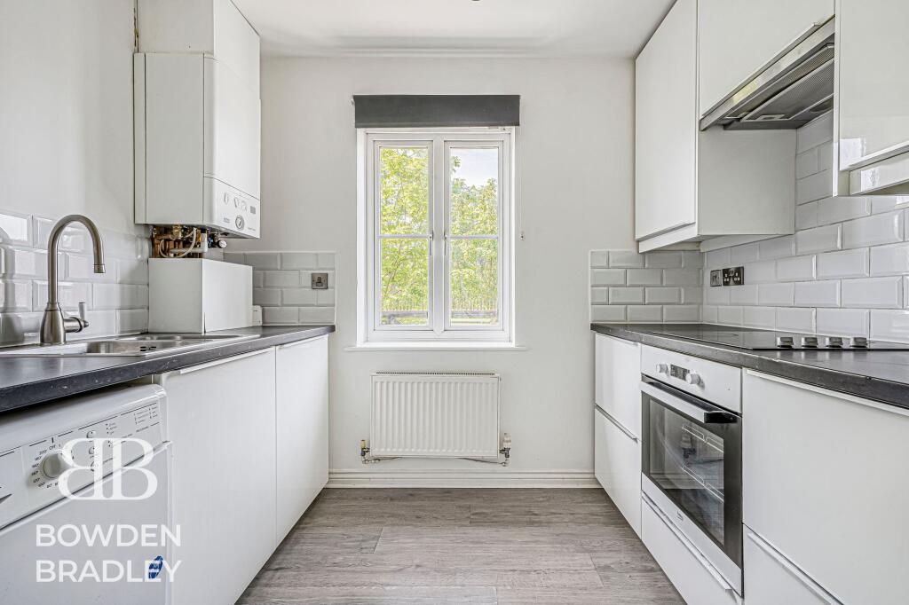 Apartment in London, Little Heath - View 5