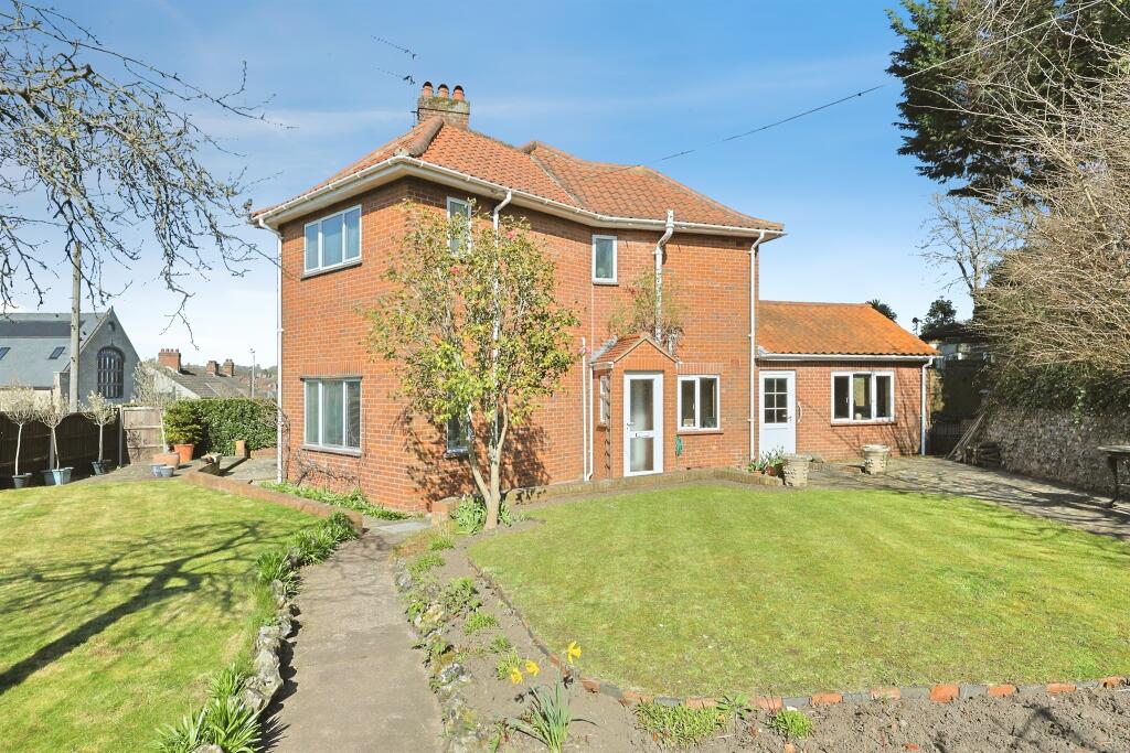 Main image of property: Park Lane, Norwich