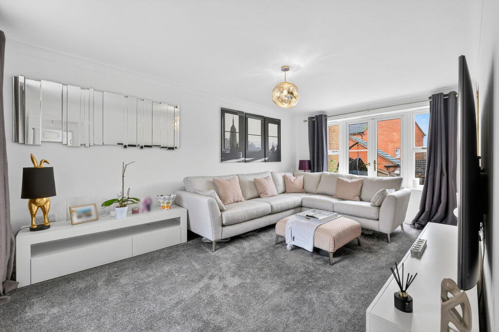 House in Wellingborough - View 2
