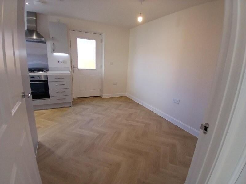 House in Houghton Conquest, Central Bedfordshire - More