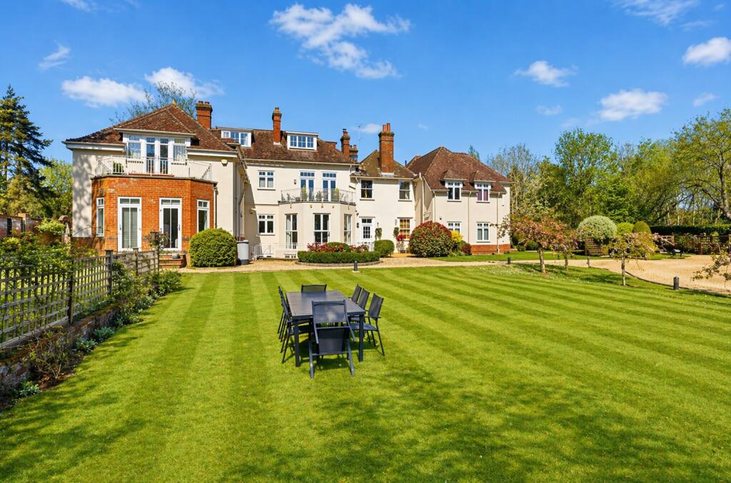 Additional image 18 of Dunstable Road, Redbourn, St. Albans, Hertfordshire, AL3