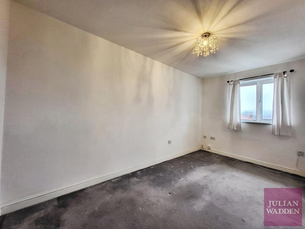 Apartment in Manchester, Reddish Bridge, Gorton - View 2