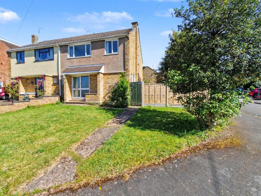 Main image of property: Wordsworth Road, Rugby