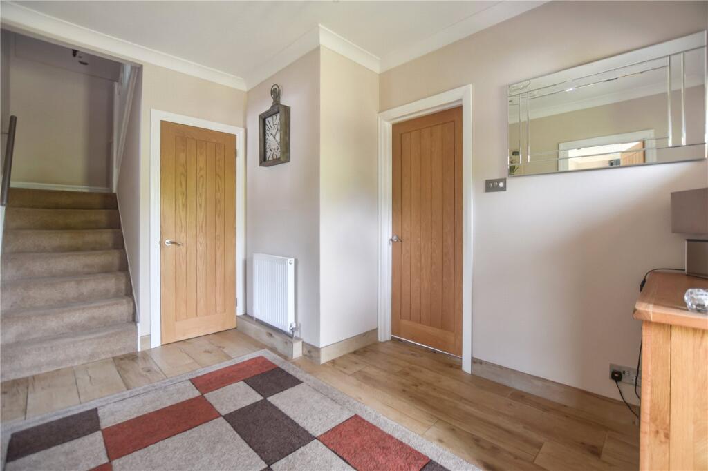 House in Dartford - More