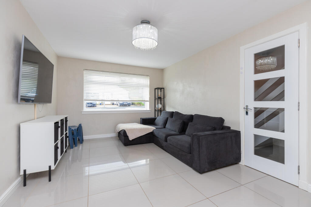 Finglas Avenue, Paisley - View 2