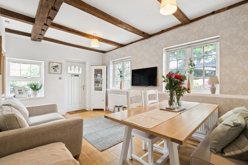 Digswell House Mews, Welwyn Garden City, Hertfordshire, AL8 - View 4
