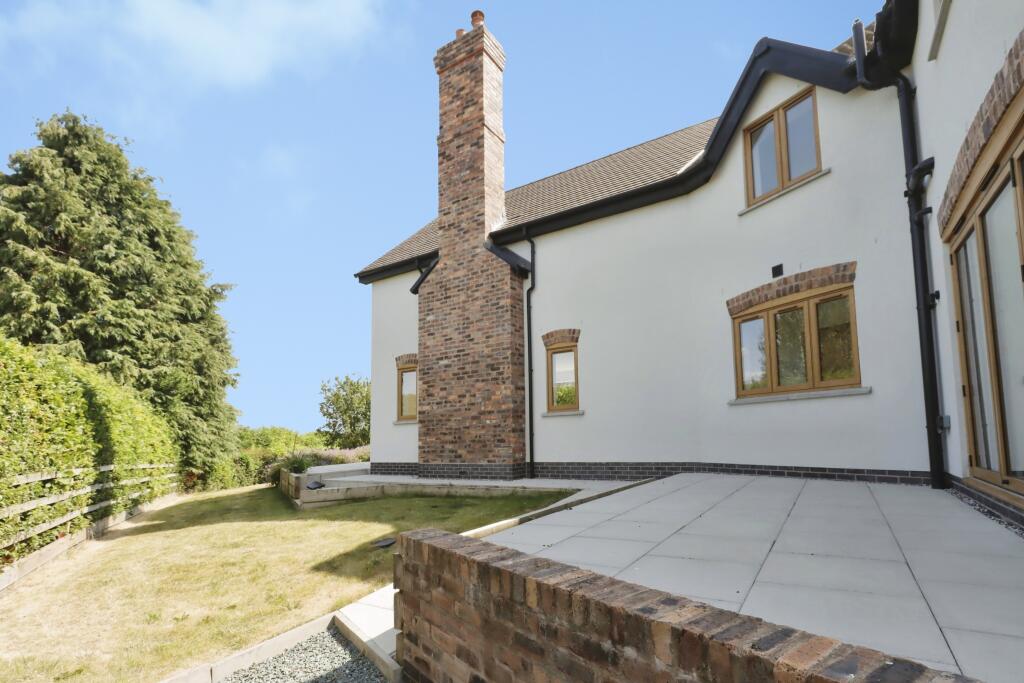 House in Telford - View 4