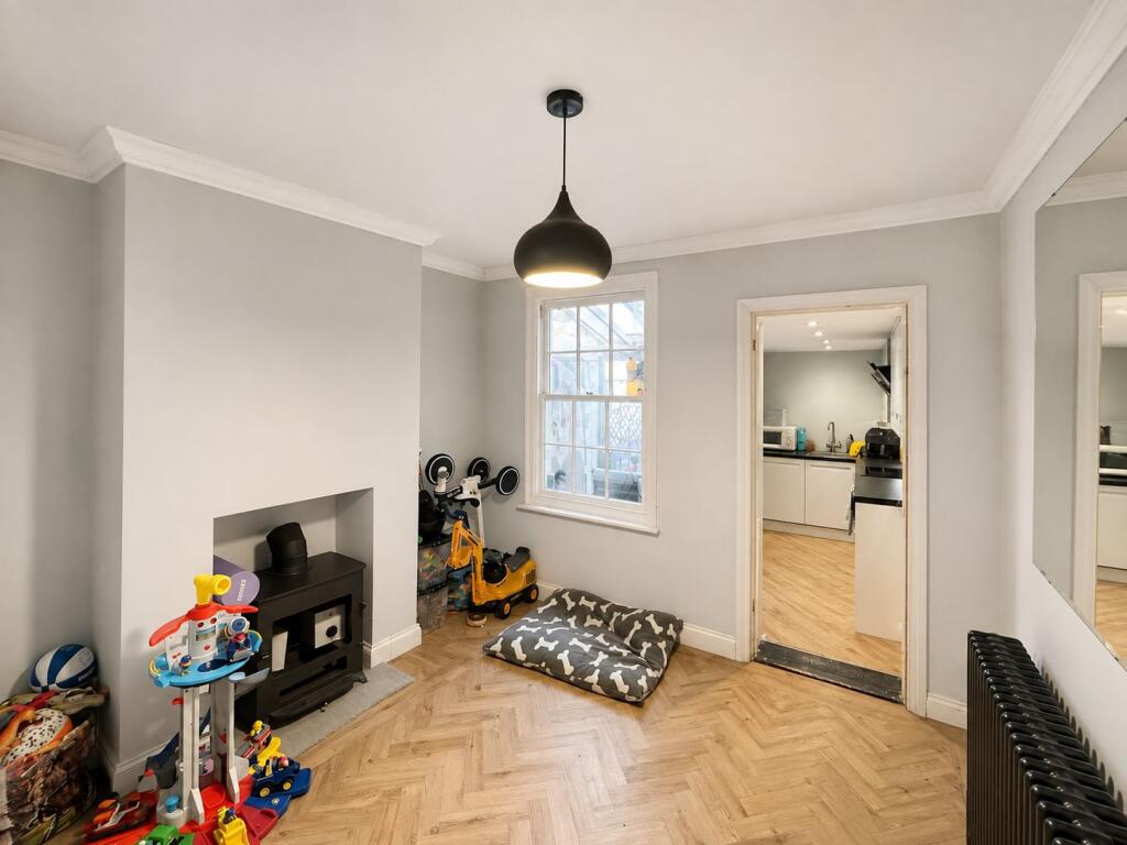 House in Rochester - View 4