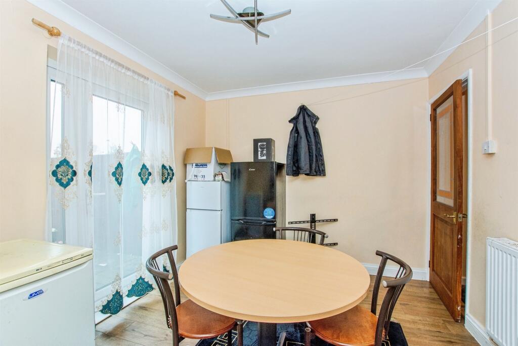 House in Peterborough - View 4