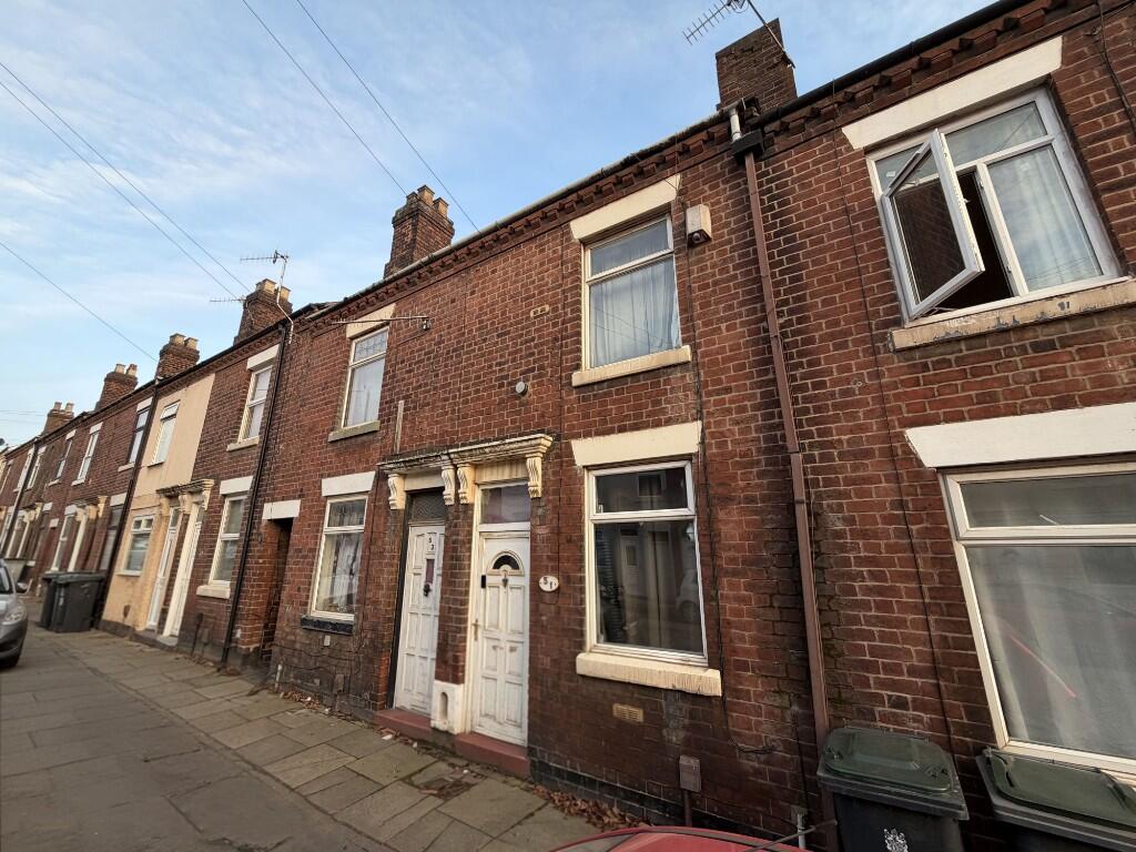 2-bed terraced on Burnham Street, Stoke-On-Trent, ST4, £65,000