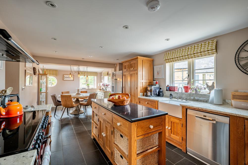House in Swindon - View 5