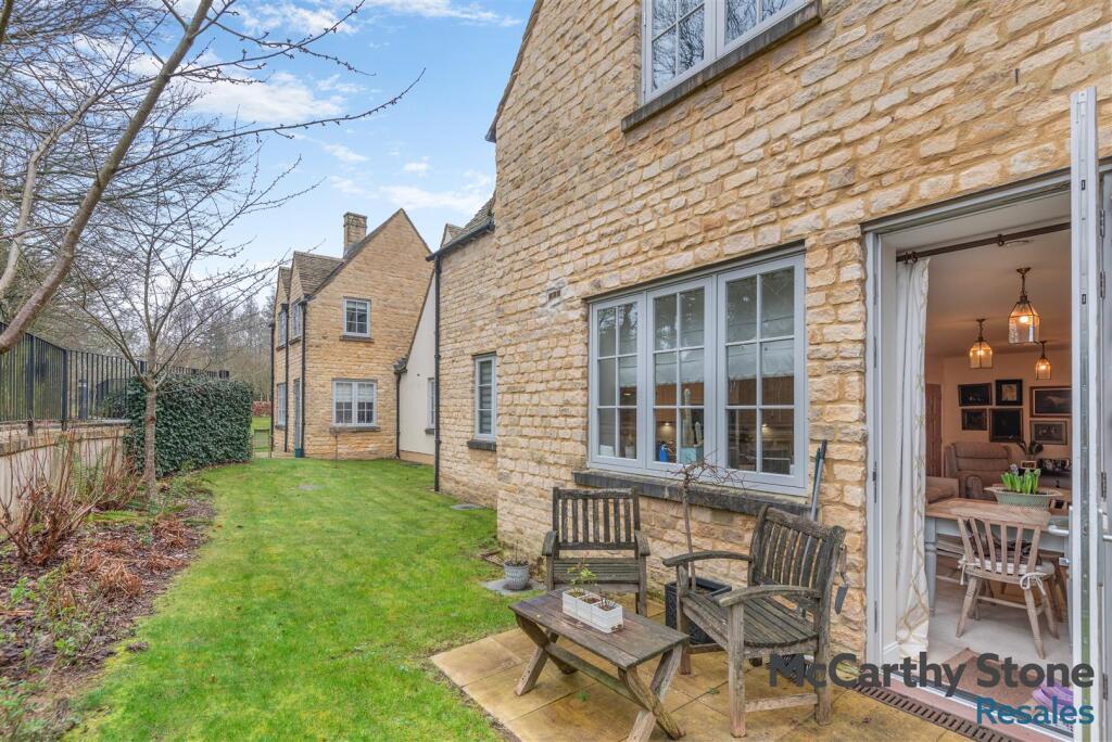 Main image of property: Hawkesbury Place, Fosseway, Stow on the Wold