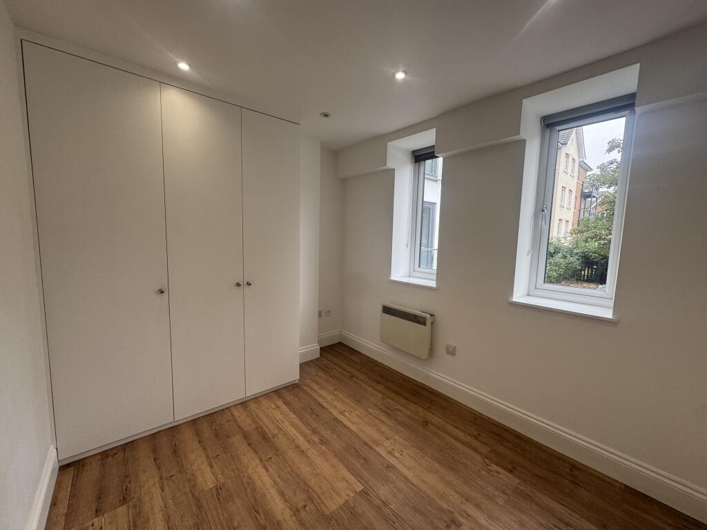 Apartment in Hemel Hempstead - View 5