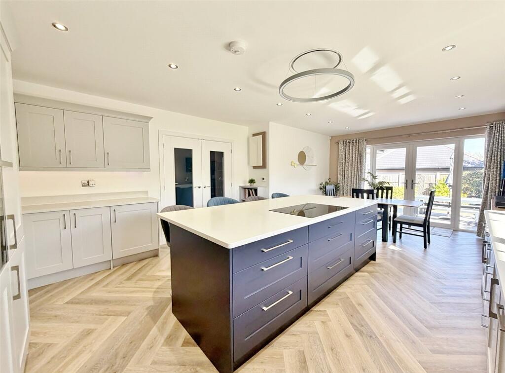 House in Verwood, Ebblake - View 5