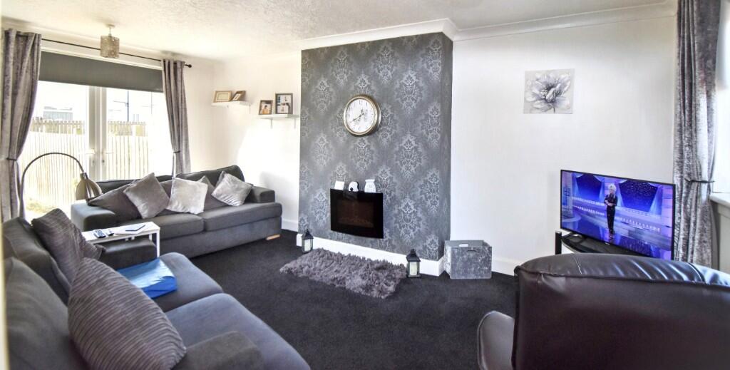 Ballochmyle Avenue, KA18 photo 2