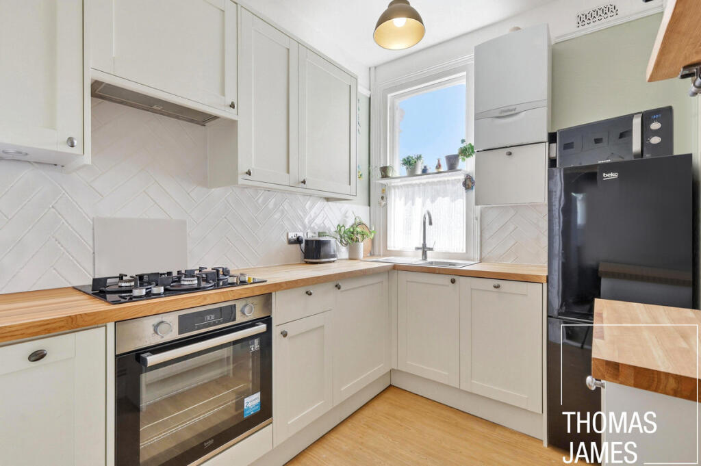 Apartment in London, Winchmore Hill, Palmers Green - View 5
