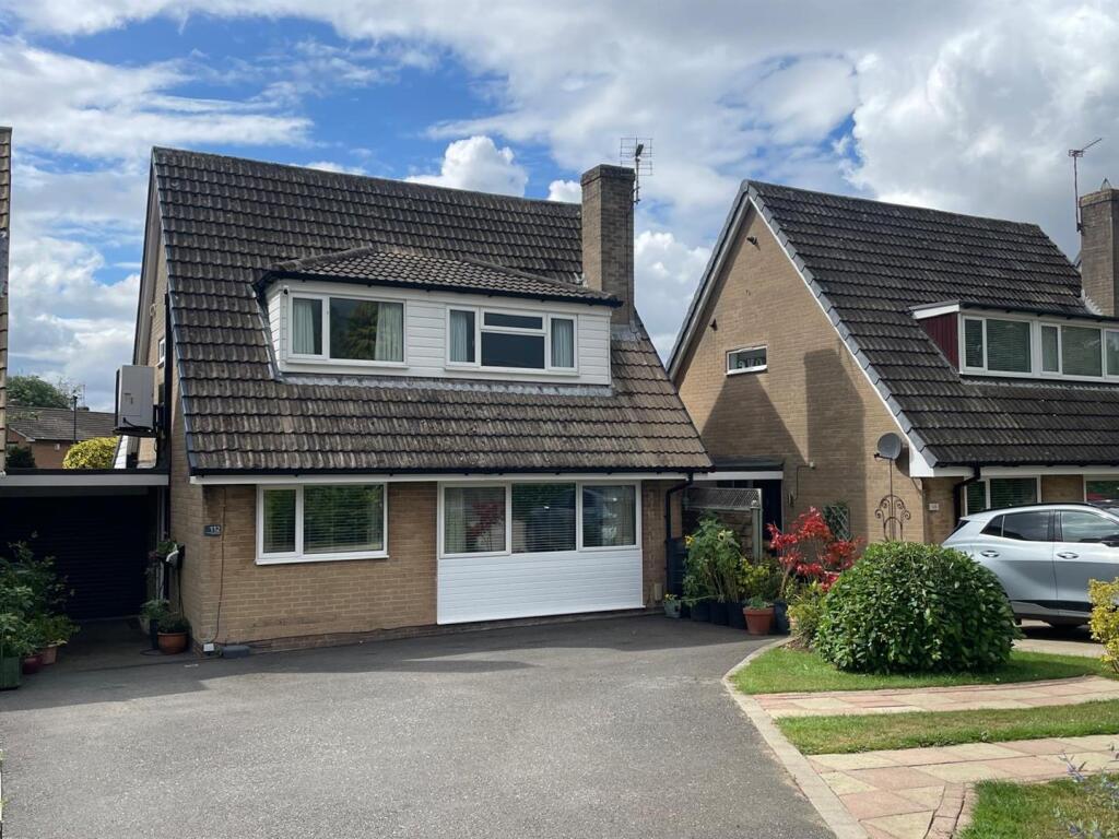 3-bed detached on 112 Thirsk Road, Northallerton, £345,000