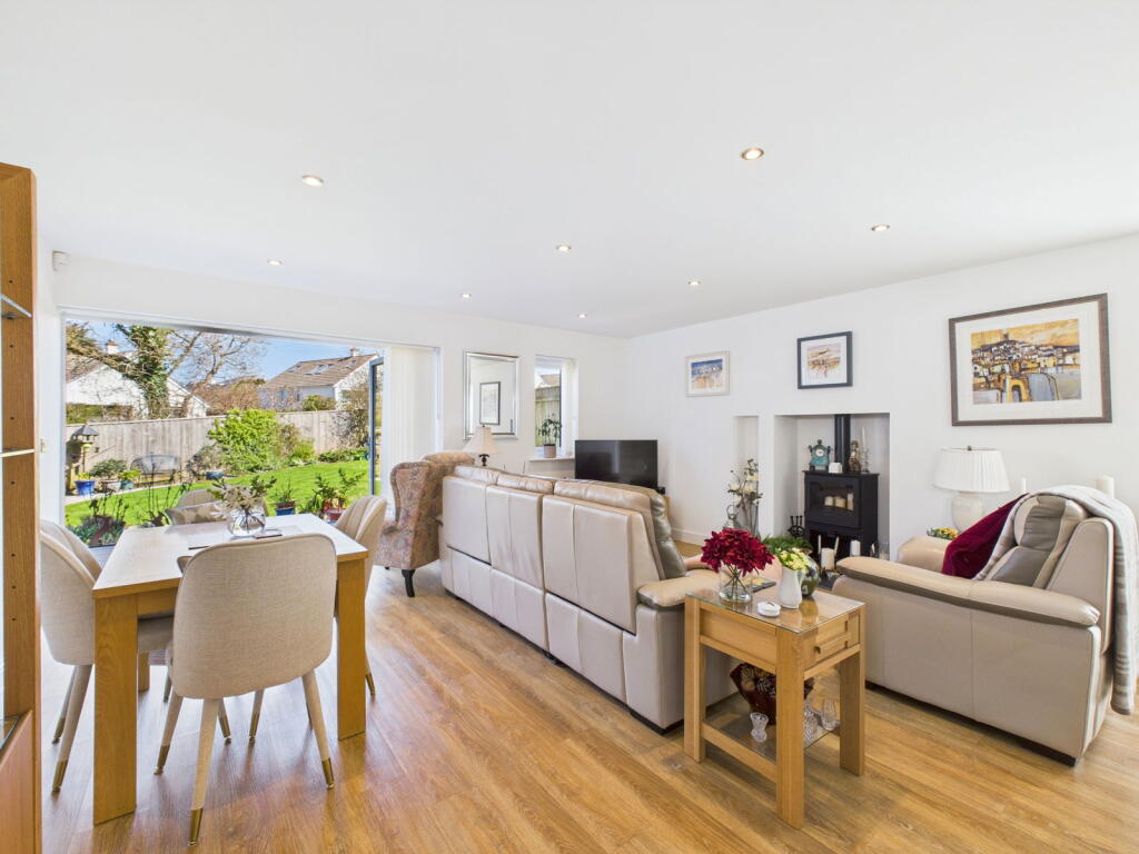 Moorview Crescent, Marldon, Paignton photo 3