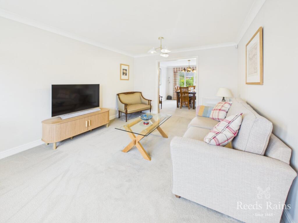House in Guisborough, Church Lane - View 3