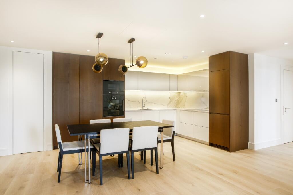 Apartment in London - View 2