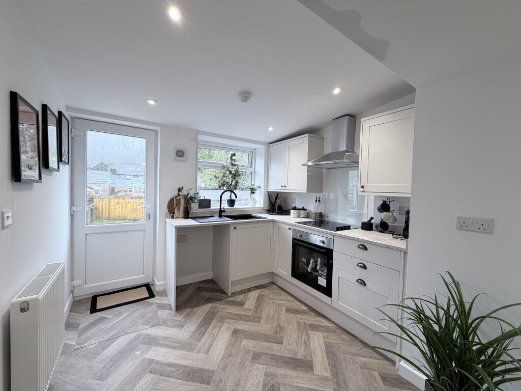 House in Cardiff, Treherbert - View 5