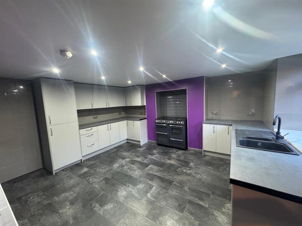 Additional image 4 of Crag Hill Road, Thackley, Bradford