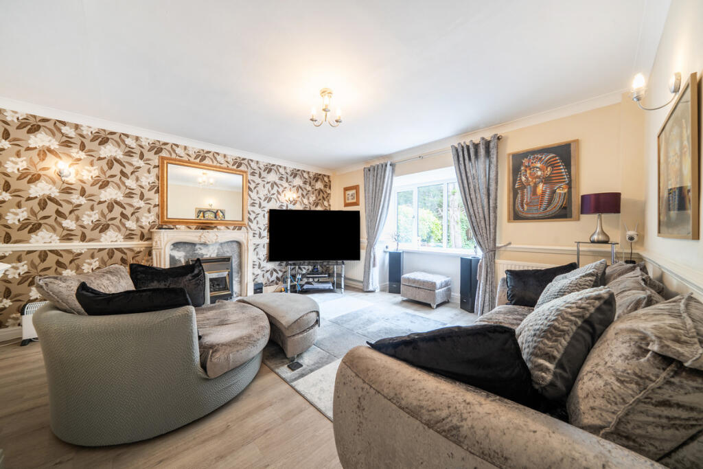 House in Bolton - View 4