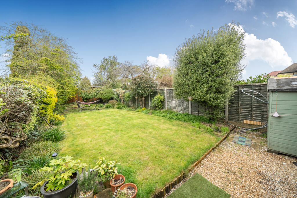Chelston Road, Ruislip, Middlesex photo 2