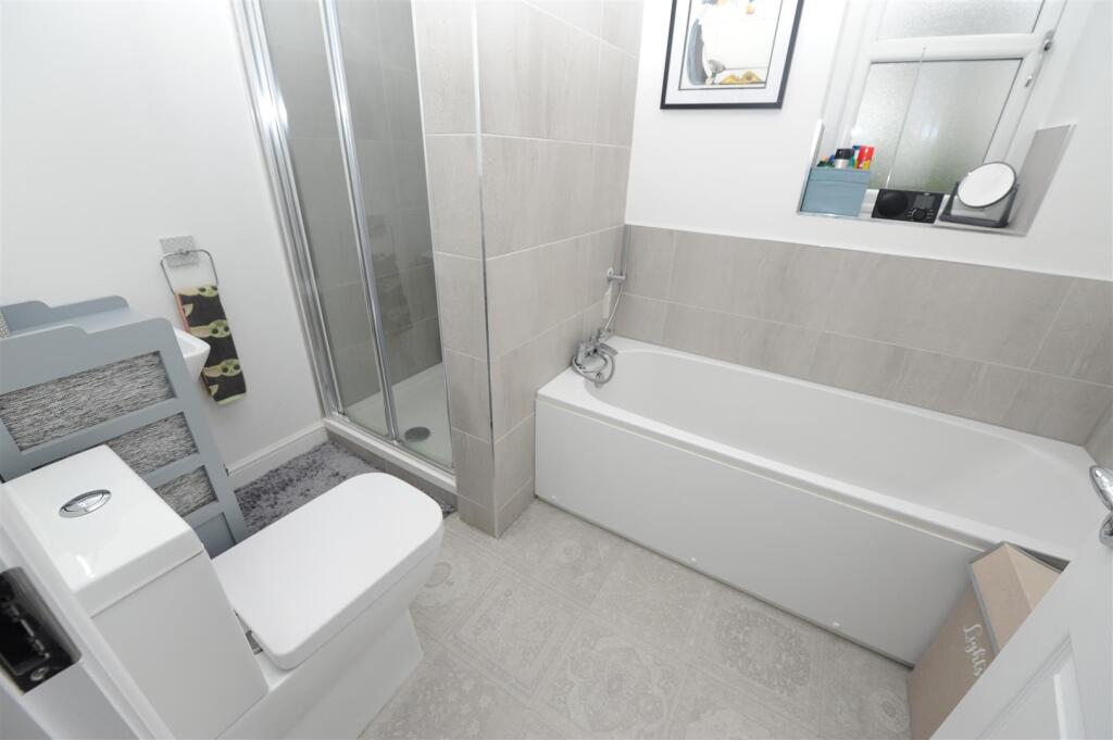 Additional image 11 of Hutton Hall Drive, Eccleshill, Bradford