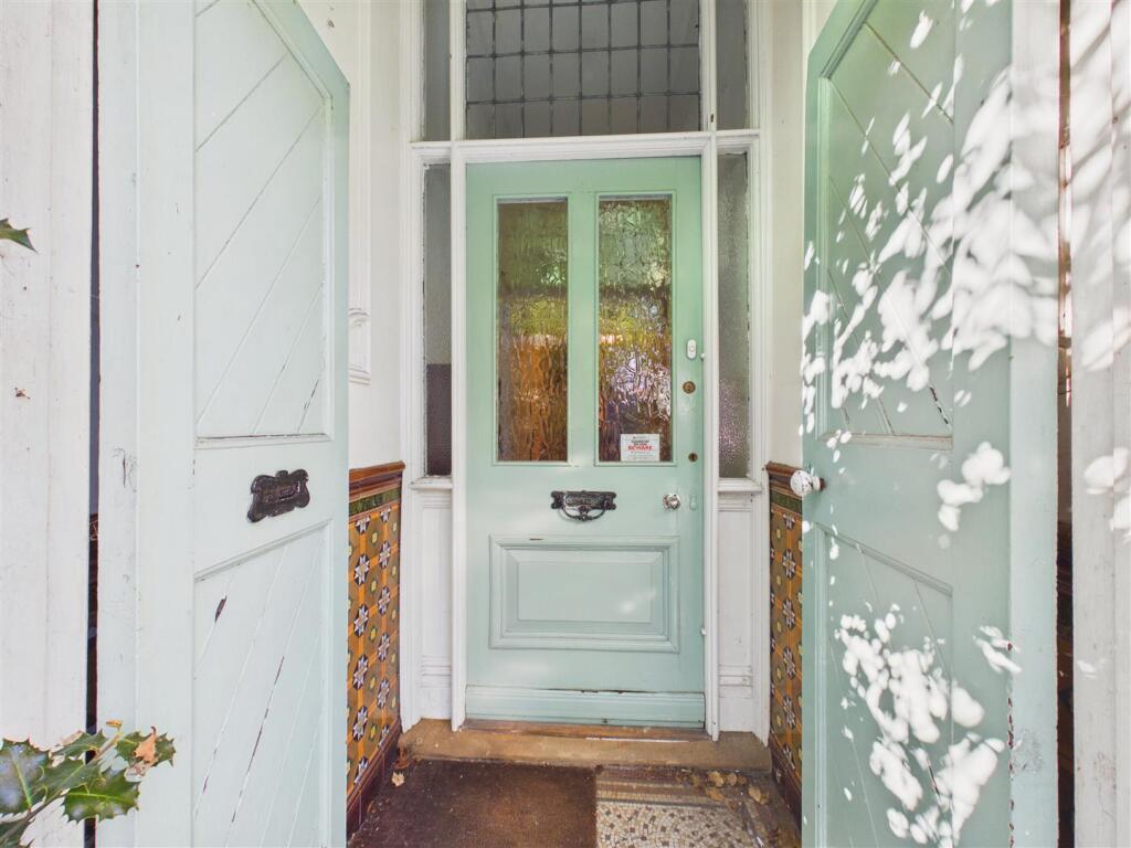 House in Hessle, East Riding of Yorkshire - More
