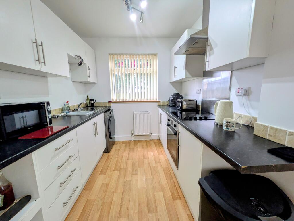 Additional image 7 of Beacon Grove, Bradford, BD6