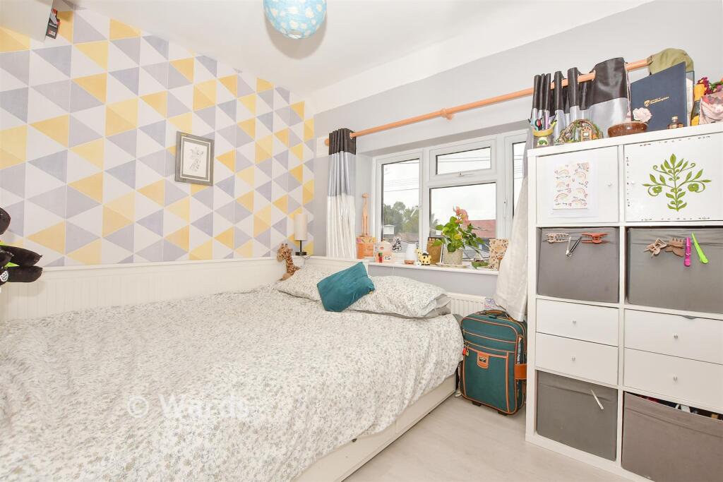 House in Tonbridge - More