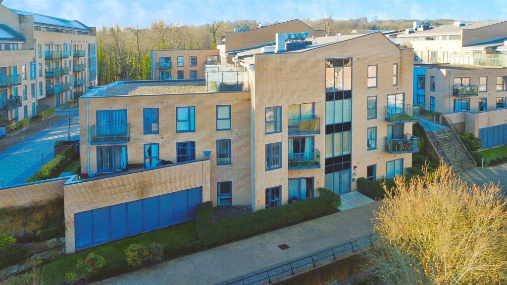 Main image of property: Evans House, Nash Mills Wharf, Hemel Hempstead