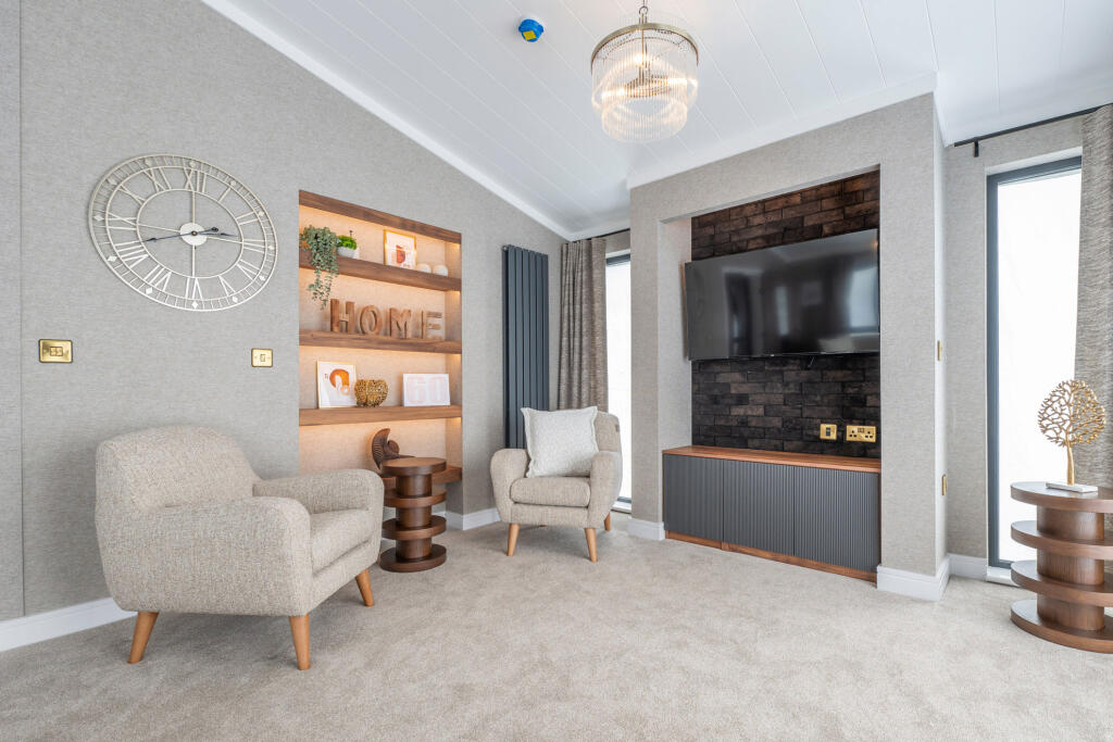 Henfold Lane,
Beare Green,
RH5 photo 4