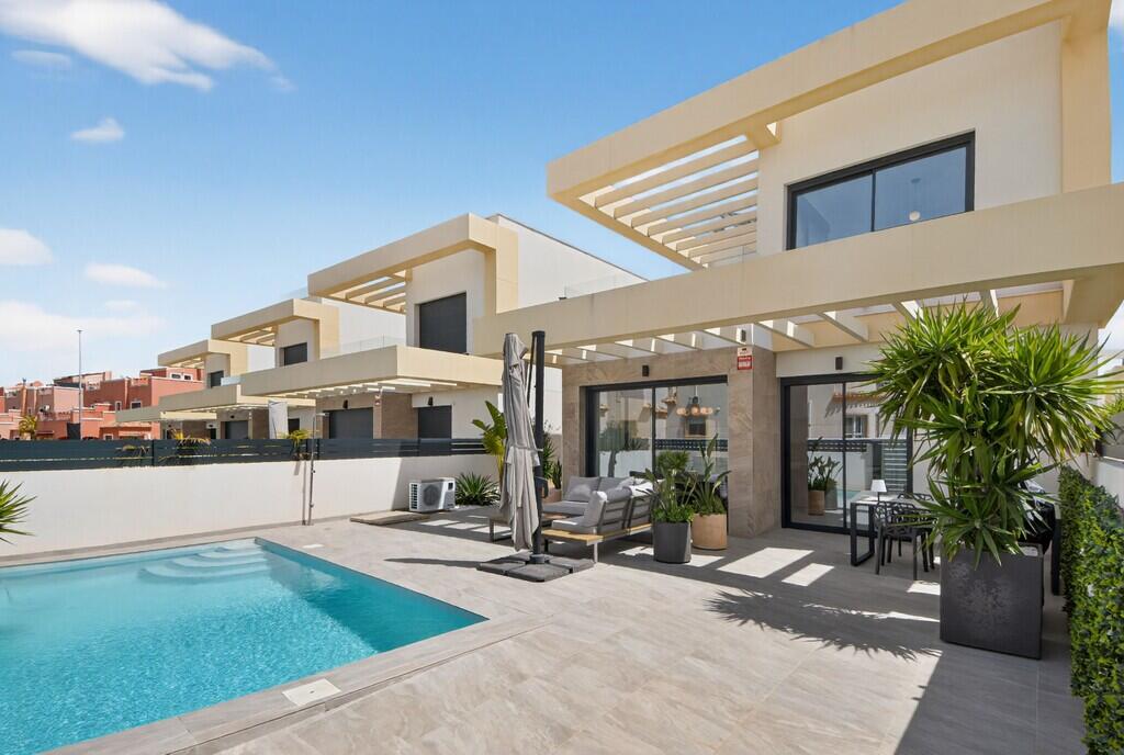 Main image of property: Valencia, Alicante, Benijofar