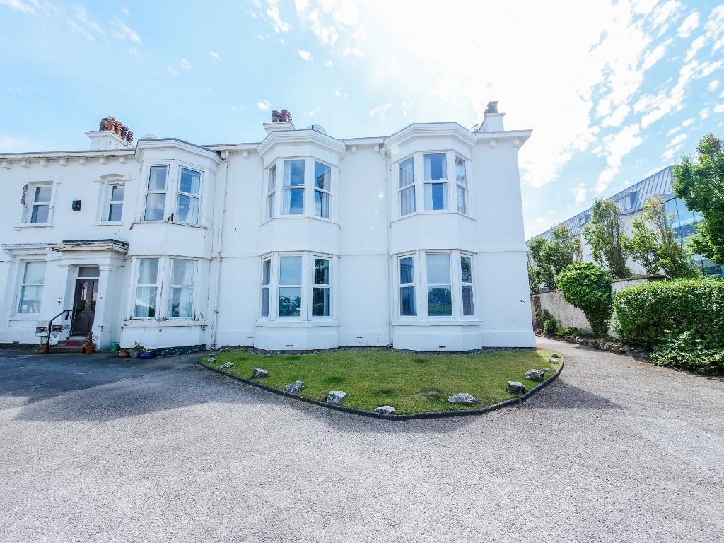 Main image of property: 35 The Promenade, Southport, Merseyside, PR8 1QU