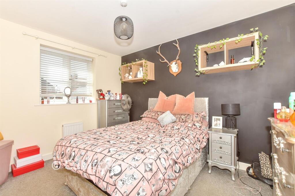 House in Winchester, Newlands - View 5